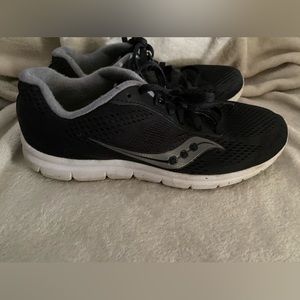 Saucony shoes women size 8